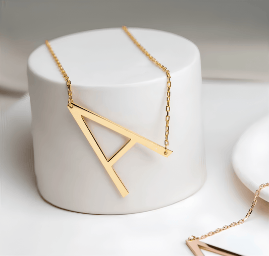 GRÁTIS - Colar Personalizado Inicial Letra do Nome - Banhado à Ouro 18k