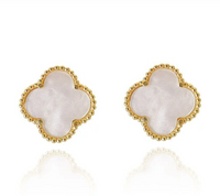 Brinco Trevo Resinado - Banhado a Ouro 18K- Branco