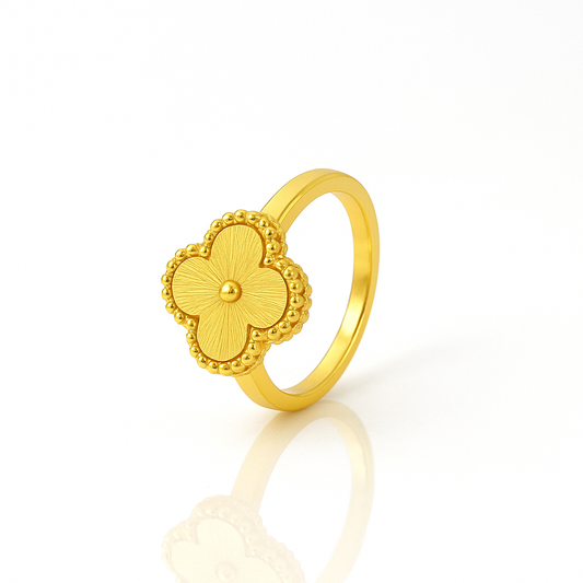 Anel Flor de Trevo Banhado
