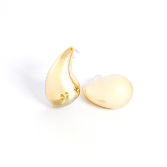 [PRESENTE] Brinco Hailey Gota P - Banhado a Ouro 18k