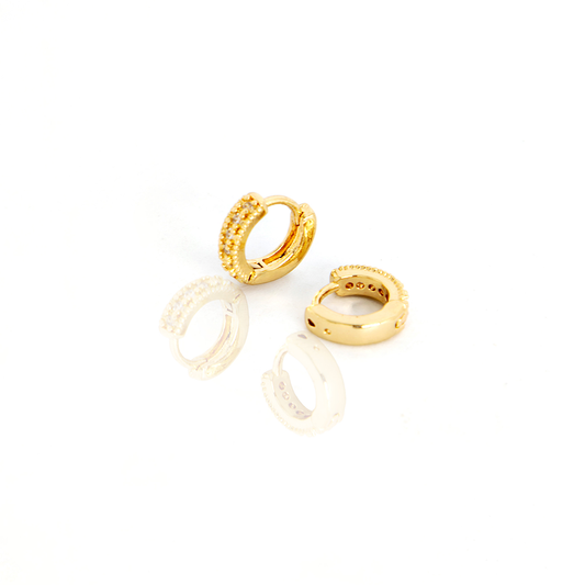 Brinco Mini Argolinha Cravejada Banhada A Ouro