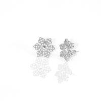 Brinco Flor Glamour Com Micro Zircônias Banhado