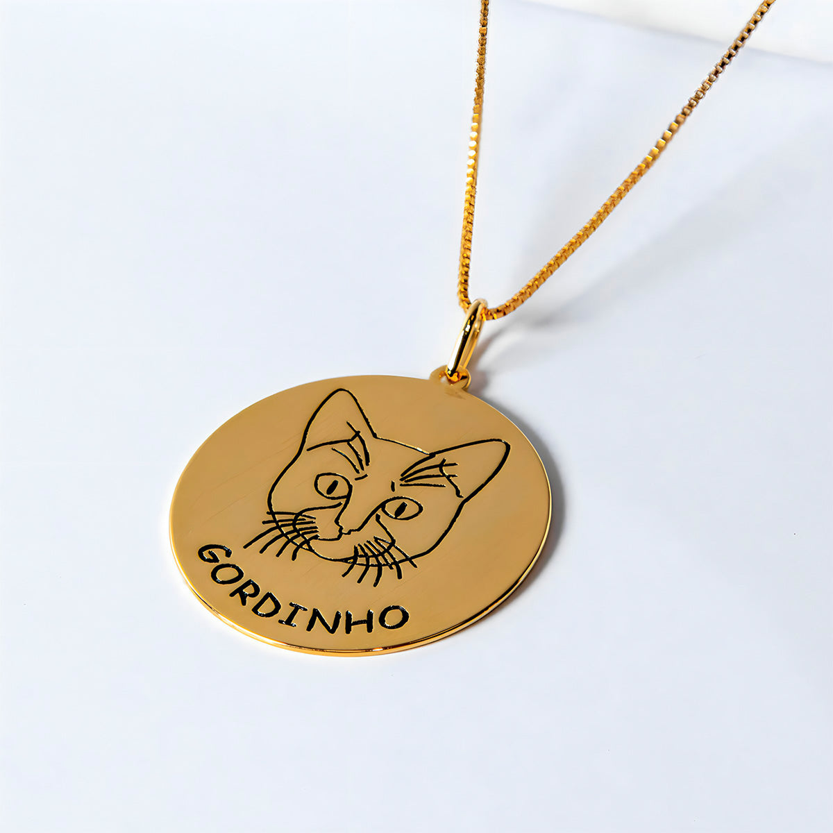 Colar Pingente Personalizado Raças Pet Banhado em Ouro 18K