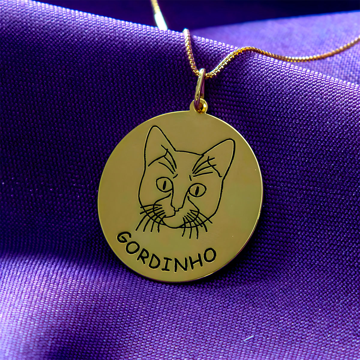 Colar Pingente Personalizado Raças Pet Banhado em Ouro 18K